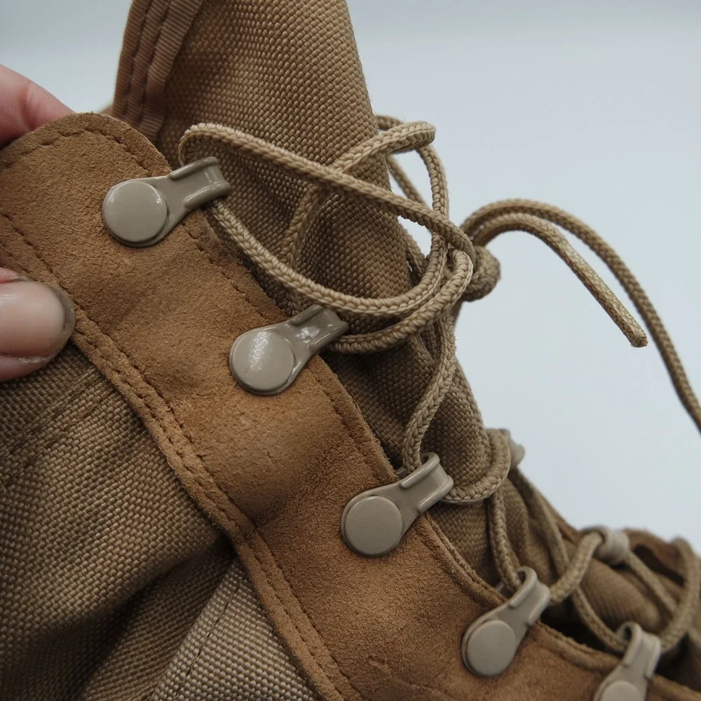 US ARMY 90s Desert Tan Hot Weather Combat Boots Vibram Suede Leather Mens 11